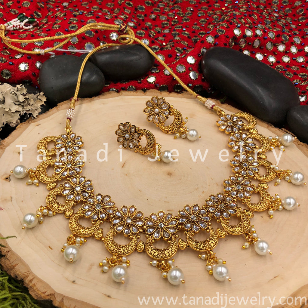 Chandrakor Flower Necklace - White Stones